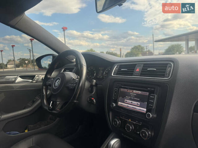 Черный Фольксваген Джетта, объемом двигателя 2 л и пробегом 190 тыс. км за 11700 $, фото 25 на Automoto.ua