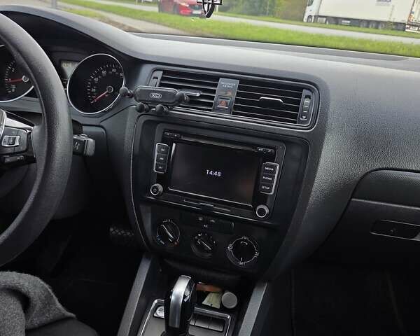 Чорний Фольксваген Джетта, об'ємом двигуна 1.98 л та пробігом 275 тис. км за 8500 $, фото 15 на Automoto.ua