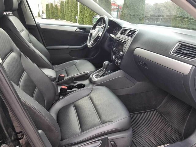 Чорний Фольксваген Джетта, об'ємом двигуна 1.8 л та пробігом 158 тис. км за 8699 $, фото 2 на Automoto.ua