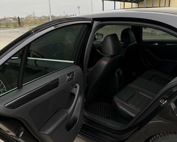 Черный Фольксваген Джетта, объемом двигателя 2 л и пробегом 146 тыс. км за 12700 $, фото 8 на Automoto.ua