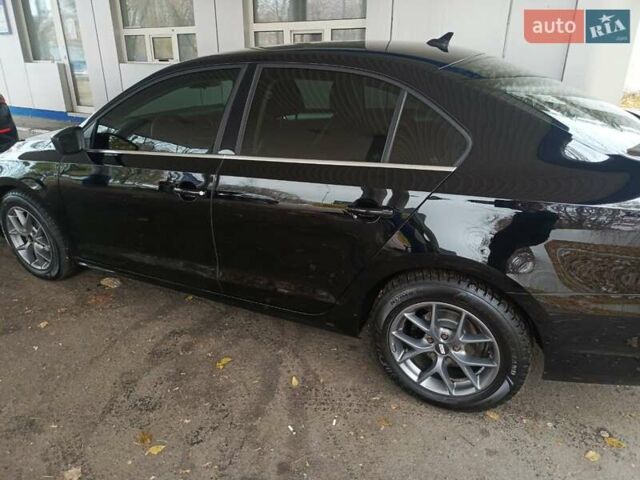 Черный Фольксваген Джетта, объемом двигателя 1.8 л и пробегом 157 тыс. км за 11999 $, фото 64 на Automoto.ua