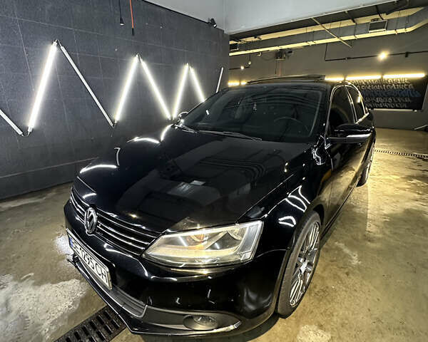 Черный Фольксваген Джетта, объемом двигателя 1.8 л и пробегом 188 тыс. км за 10000 $, фото 5 на Automoto.ua