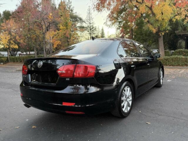 Черный Фольксваген Джетта, объемом двигателя 1.8 л и пробегом 86 тыс. км за 7000 $, фото 6 на Automoto.ua