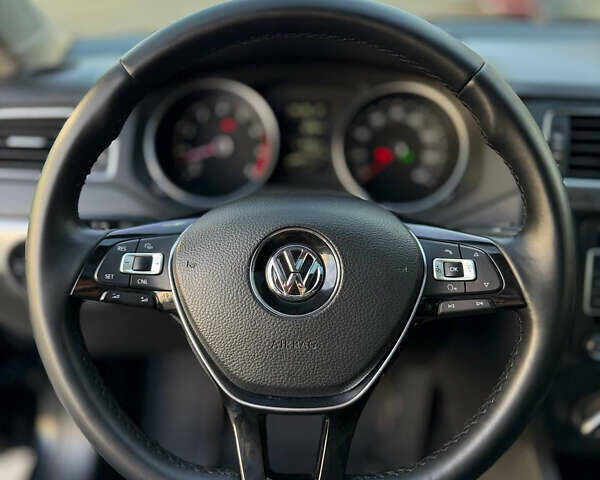 Черный Фольксваген Джетта, объемом двигателя 1.8 л и пробегом 180 тыс. км за 9599 $, фото 26 на Automoto.ua