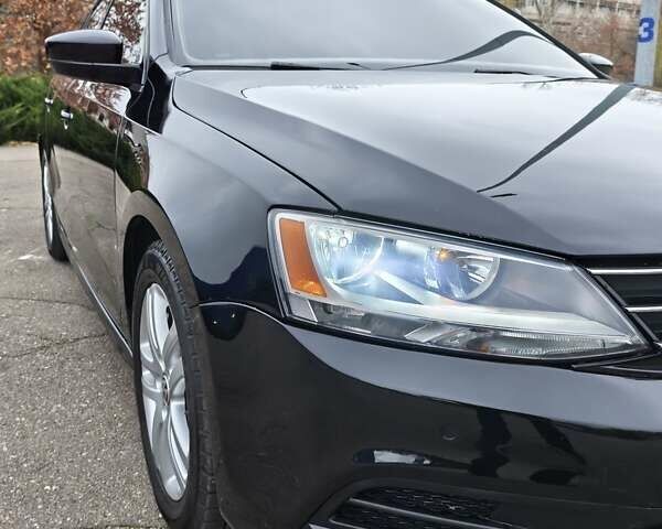 Черный Фольксваген Джетта, объемом двигателя 2 л и пробегом 223 тыс. км за 8600 $, фото 7 на Automoto.ua