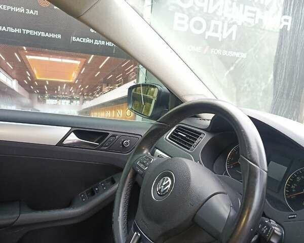 Черный Фольксваген Джетта, объемом двигателя 1.8 л и пробегом 157 тыс. км за 11999 $, фото 15 на Automoto.ua