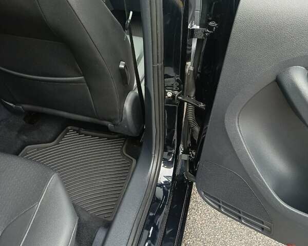 Черный Фольксваген Джетта, объемом двигателя 1.8 л и пробегом 157 тыс. км за 11999 $, фото 22 на Automoto.ua