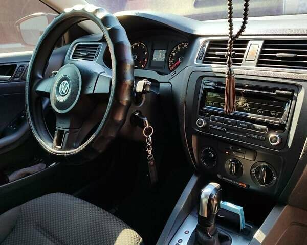 Фольксваген Джетта 2014 у Обухове на Automoto.ua Чорний Фольксваген Джетта, об'ємом двигуна 1.98 л та пробігом 182 тис. км за 8400 $, фото 25 на Automoto.ua