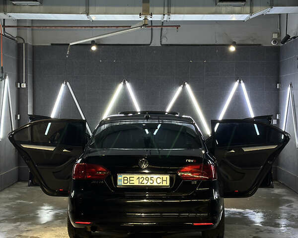 Черный Фольксваген Джетта, объемом двигателя 1.8 л и пробегом 188 тыс. км за 10000 $, фото 4 на Automoto.ua