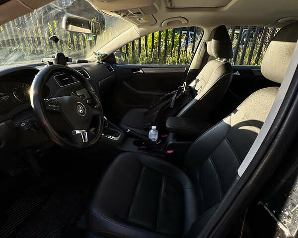 Черный Фольксваген Джетта, объемом двигателя 2 л и пробегом 201 тыс. км за 9600 $, фото 11 на Automoto.ua