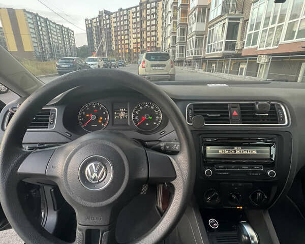 Фольксваген Джетта 2014 в Чернигове на Automoto.ua Черный Фольксваген Джетта, объемом двигателя 1.8 л и пробегом 192 тыс. км за 9500 $, фото 8 на Automoto.ua