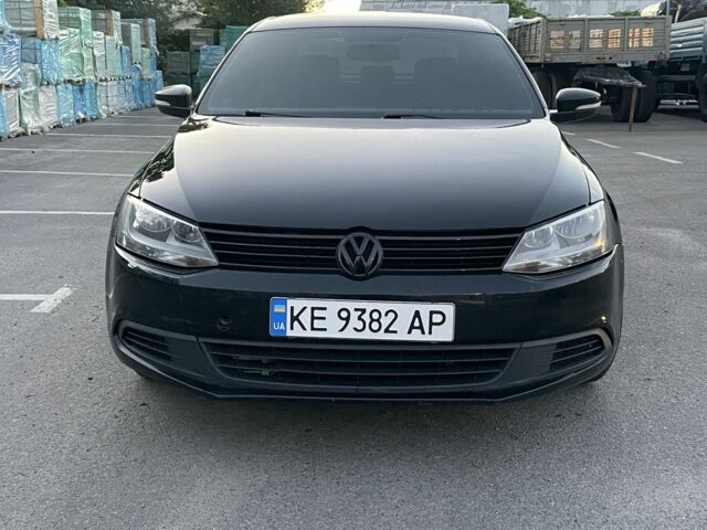 Черный Фольксваген Джетта, объемом двигателя 1.8 л и пробегом 250 тыс. км за 7900 $, фото 1 на Automoto.ua