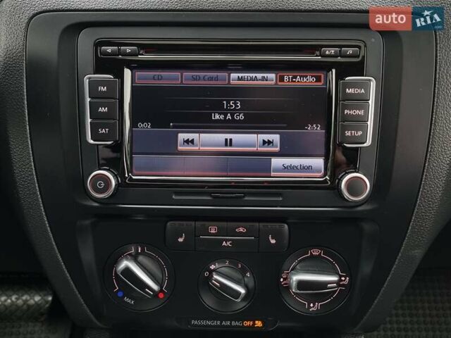 Чорний Фольксваген Джетта, об'ємом двигуна 1.8 л та пробігом 158 тис. км за 8699 $, фото 59 на Automoto.ua