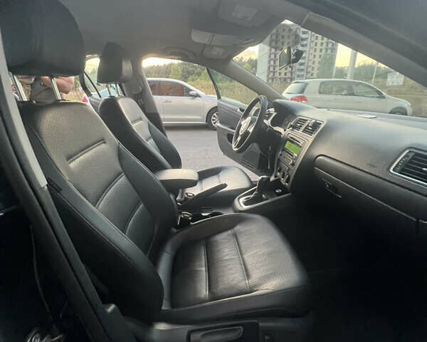 Фольксваген Джетта 2014 в Чернигове на Automoto.ua Черный Фольксваген Джетта, объемом двигателя 1.8 л и пробегом 192 тыс. км за 9500 $, фото 14 на Automoto.ua