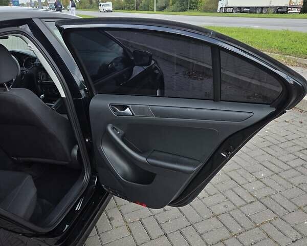 Чорний Фольксваген Джетта, об'ємом двигуна 1.98 л та пробігом 275 тис. км за 8500 $, фото 14 на Automoto.ua