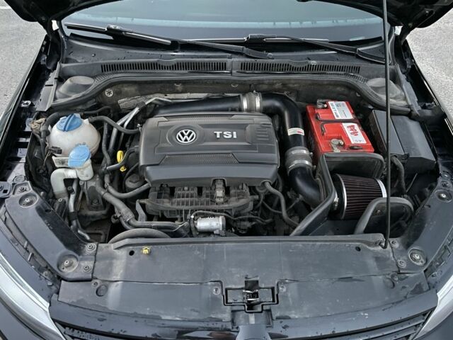 Черный Фольксваген Джетта, объемом двигателя 1.8 л и пробегом 250 тыс. км за 7900 $, фото 8 на Automoto.ua