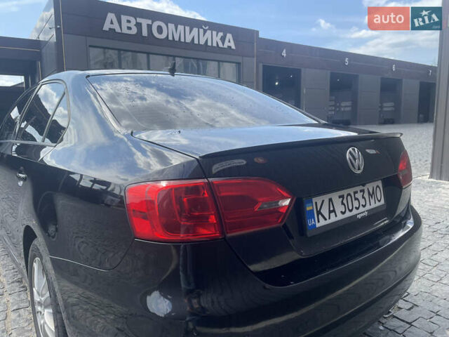 Черный Фольксваген Джетта, объемом двигателя 2 л и пробегом 133 тыс. км за 11000 $, фото 5 на Automoto.ua