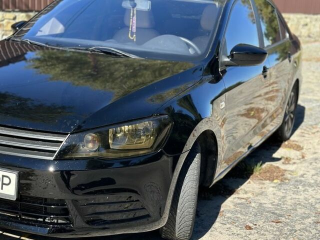 Черный Фольксваген Джетта, объемом двигателя 1.6 л и пробегом 247 тыс. км за 4599 $, фото 2 на Automoto.ua