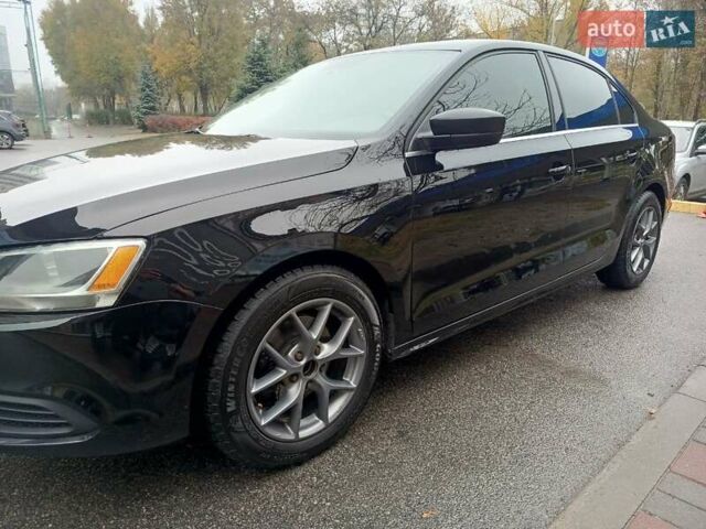 Черный Фольксваген Джетта, объемом двигателя 1.8 л и пробегом 157 тыс. км за 11999 $, фото 5 на Automoto.ua