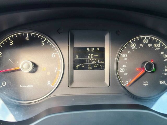 Черный Фольксваген Джетта, объемом двигателя 2 л и пробегом 198 тыс. км за 7299 $, фото 9 на Automoto.ua