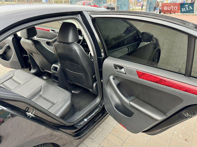 Черный Фольксваген Джетта, объемом двигателя 1.8 л и пробегом 220 тыс. км за 8500 $, фото 21 на Automoto.ua