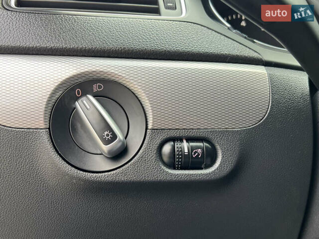 Чорний Фольксваген Джетта, об'ємом двигуна 1.8 л та пробігом 200 тис. км за 8400 $, фото 25 на Automoto.ua