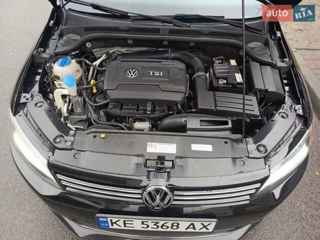 Черный Фольксваген Джетта, объемом двигателя 1.8 л и пробегом 157 тыс. км за 11999 $, фото 59 на Automoto.ua