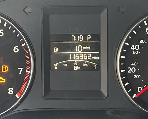 Фольксваген Джетта 2014 в Чернигове на Automoto.ua Черный Фольксваген Джетта, объемом двигателя 1.8 л и пробегом 192 тыс. км за 9500 $, фото 10 на Automoto.ua