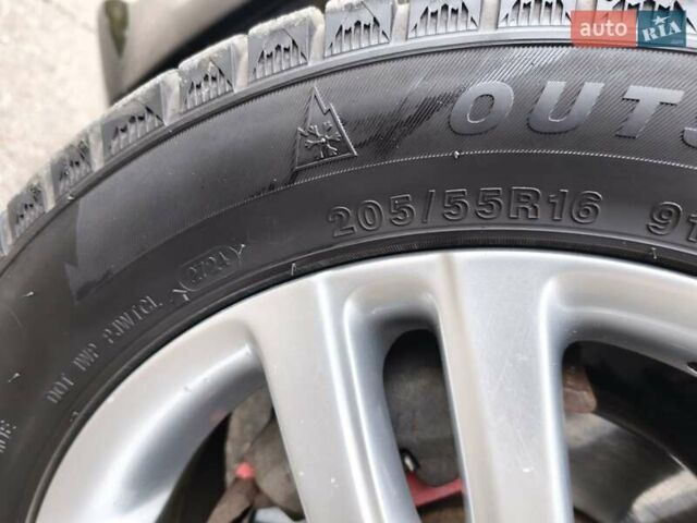 Черный Фольксваген Джетта, объемом двигателя 2 л и пробегом 223 тыс. км за 8600 $, фото 18 на Automoto.ua