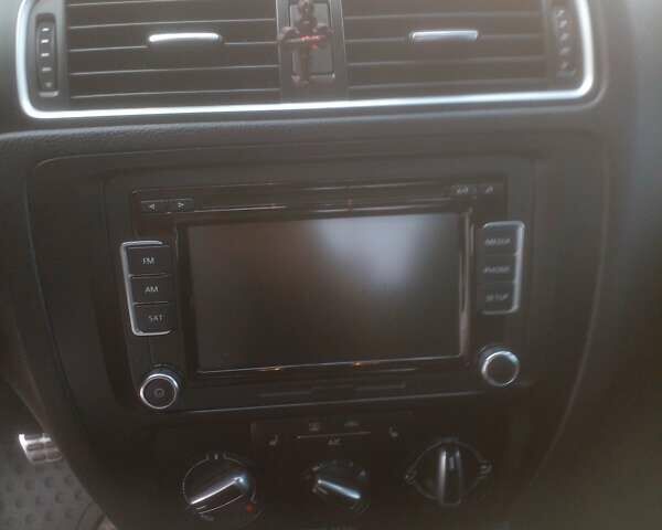 Черный Фольксваген Джетта, объемом двигателя 2 л и пробегом 171 тыс. км за 13200 $, фото 23 на Automoto.ua