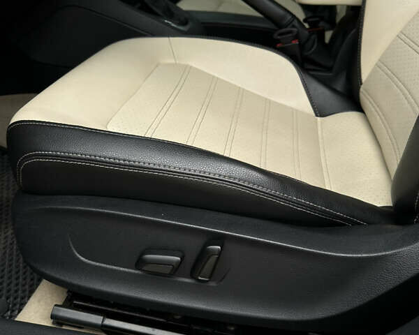 Черный Фольксваген Джетта, объемом двигателя 1.8 л и пробегом 120 тыс. км за 12500 $, фото 13 на Automoto.ua