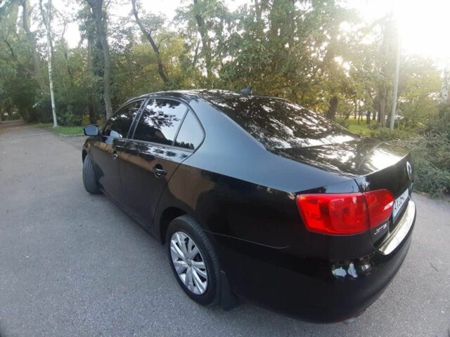 Черный Фольксваген Джетта, объемом двигателя 1.8 л и пробегом 155 тыс. км за 9200 $, фото 4 на Automoto.ua