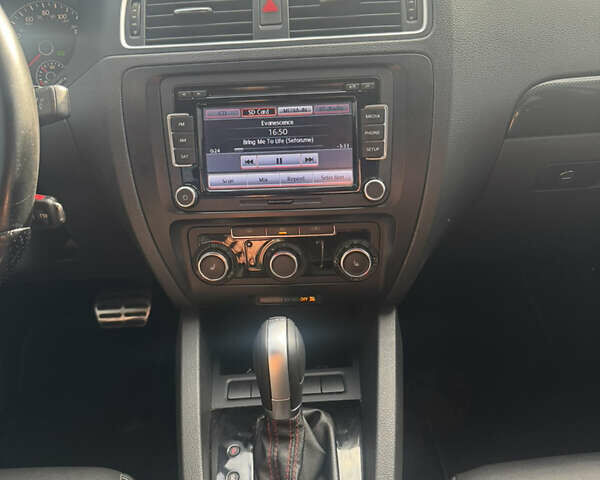 Черный Фольксваген Джетта, объемом двигателя 2 л и пробегом 190 тыс. км за 11700 $, фото 20 на Automoto.ua