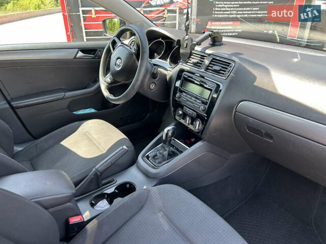 Черный Фольксваген Джетта, объемом двигателя 1.97 л и пробегом 170 тыс. км за 9000 $, фото 2 на Automoto.ua