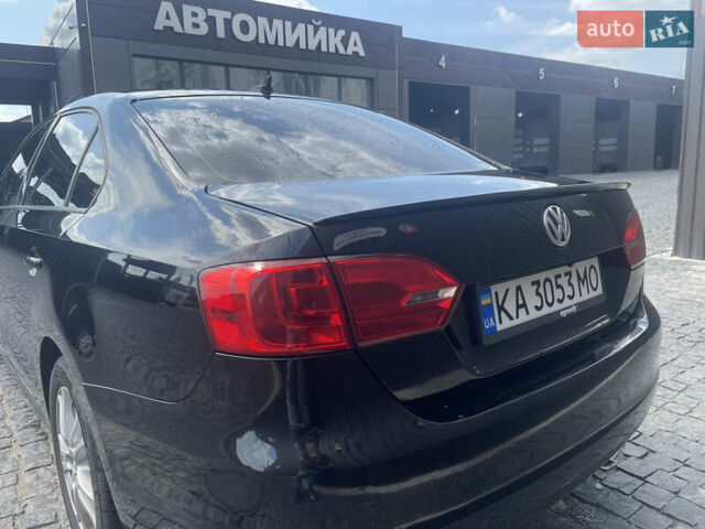 Черный Фольксваген Джетта, объемом двигателя 2 л и пробегом 133 тыс. км за 11000 $, фото 6 на Automoto.ua