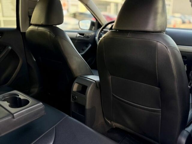 Черный Фольксваген Джетта, объемом двигателя 1.8 л и пробегом 180 тыс. км за 9499 $, фото 12 на Automoto.ua