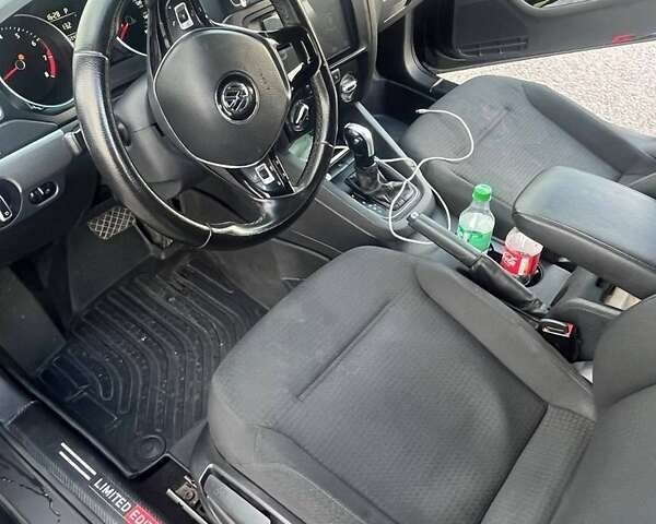 Черный Фольксваген Джетта, объемом двигателя 1.8 л и пробегом 180 тыс. км за 9800 $, фото 6 на Automoto.ua