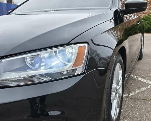 Черный Фольксваген Джетта, объемом двигателя 2 л и пробегом 223 тыс. км за 8600 $, фото 6 на Automoto.ua