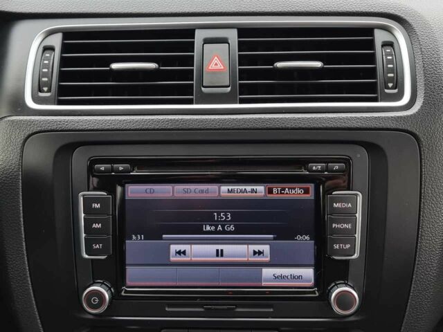 Чорний Фольксваген Джетта, об'ємом двигуна 1.8 л та пробігом 158 тис. км за 8699 $, фото 6 на Automoto.ua