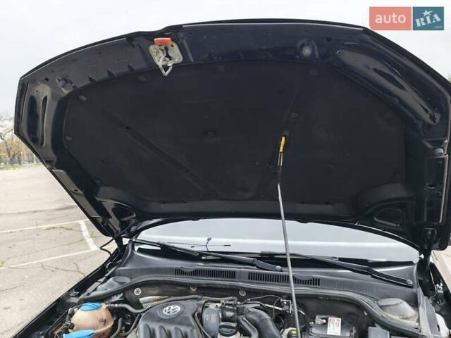 Черный Фольксваген Джетта, объемом двигателя 2 л и пробегом 223 тыс. км за 8600 $, фото 47 на Automoto.ua