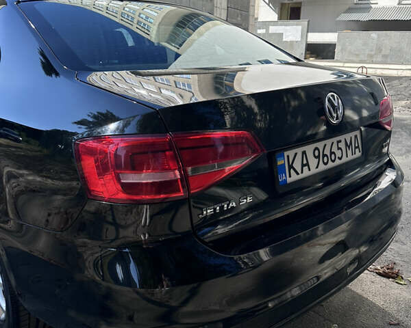Черный Фольксваген Джетта, объемом двигателя 1.8 л и пробегом 270 тыс. км за 8600 $, фото 6 на Automoto.ua