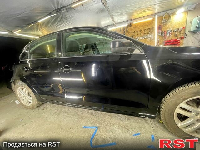 Черный Фольксваген Джетта, объемом двигателя 2 л и пробегом 150 тыс. км за 10000 $, фото 1 на Automoto.ua