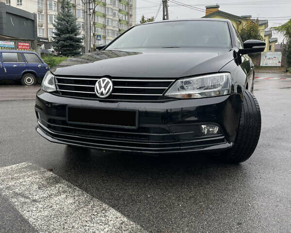 Черный Фольксваген Джетта, объемом двигателя 1.8 л и пробегом 178 тыс. км за 9999 $, фото 1 на Automoto.ua