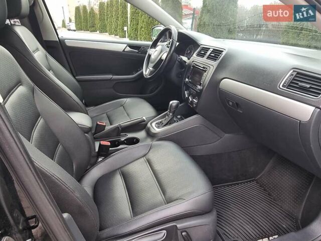 Чорний Фольксваген Джетта, об'ємом двигуна 1.8 л та пробігом 158 тис. км за 8699 $, фото 53 на Automoto.ua