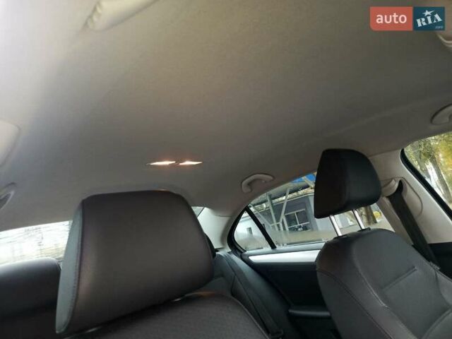 Черный Фольксваген Джетта, объемом двигателя 1.8 л и пробегом 157 тыс. км за 11999 $, фото 16 на Automoto.ua