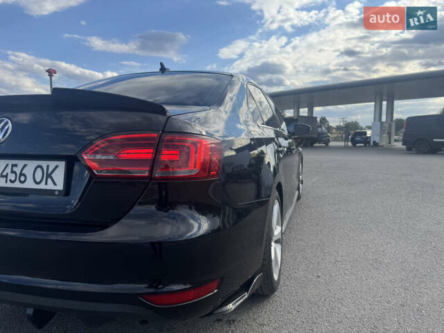 Черный Фольксваген Джетта, объемом двигателя 2 л и пробегом 190 тыс. км за 11700 $, фото 12 на Automoto.ua
