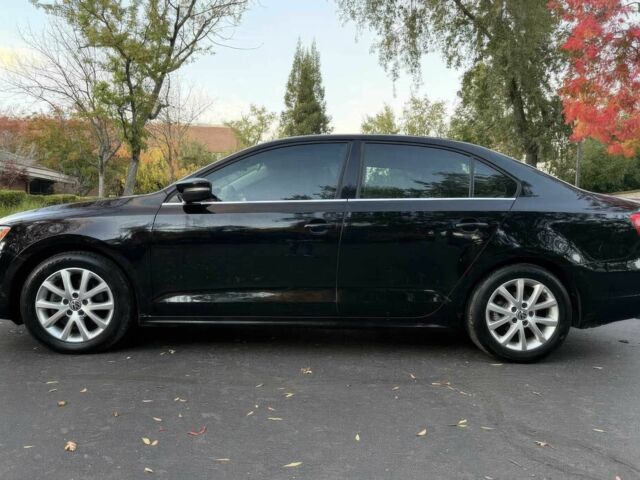 Черный Фольксваген Джетта, объемом двигателя 1.8 л и пробегом 86 тыс. км за 7000 $, фото 3 на Automoto.ua