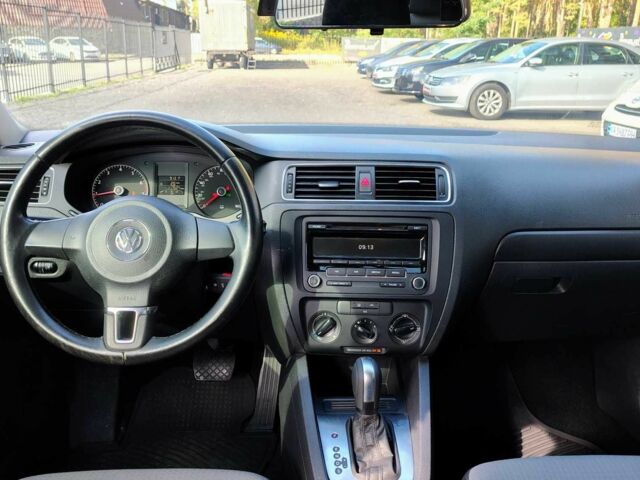 Черный Фольксваген Джетта, объемом двигателя 2 л и пробегом 198 тыс. км за 7299 $, фото 12 на Automoto.ua