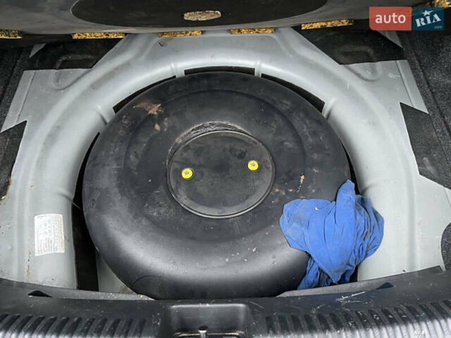 Черный Фольксваген Джетта, объемом двигателя 1.98 л и пробегом 145 тыс. км за 9400 $, фото 26 на Automoto.ua