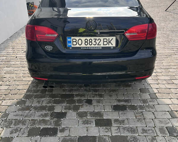 Черный Фольксваген Джетта, объемом двигателя 2 л и пробегом 315 тыс. км за 7800 $, фото 10 на Automoto.ua